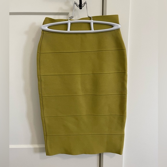 BCBGMAXAZRIA-ALEXA skirt - Picture 4 of 5